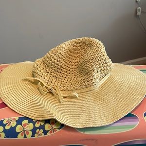 Beach hat